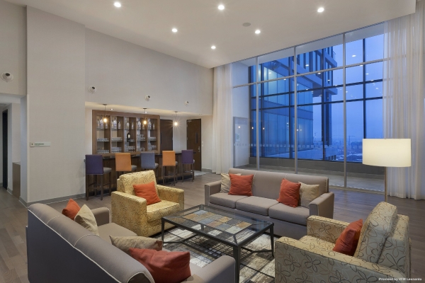 Holiday Inn & Suites MONTREAL CENTRE-VILLE OUEST